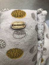 Lade das Bild in den Galerie-Viewer, Hunde-/Katzenbett